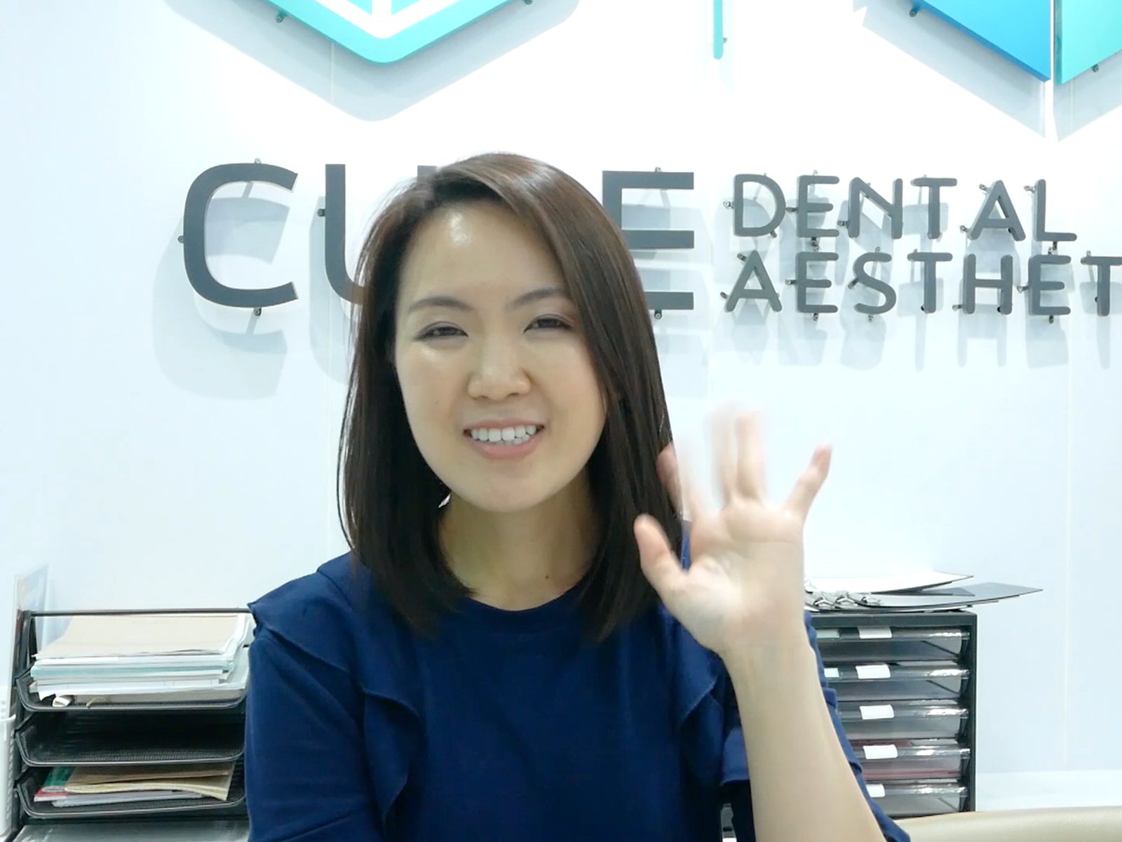 The difference between composite veneers and ceramic veneers